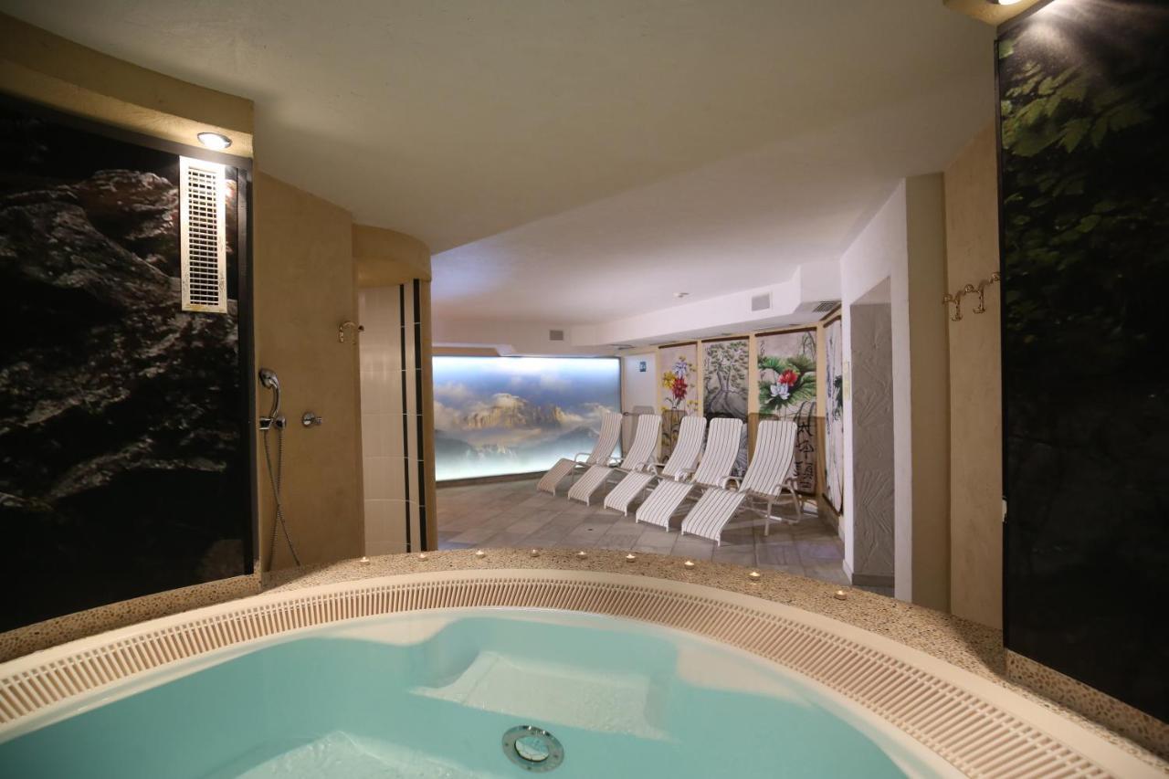 Hotel Mesdi アラッバ エクステリア 写真
